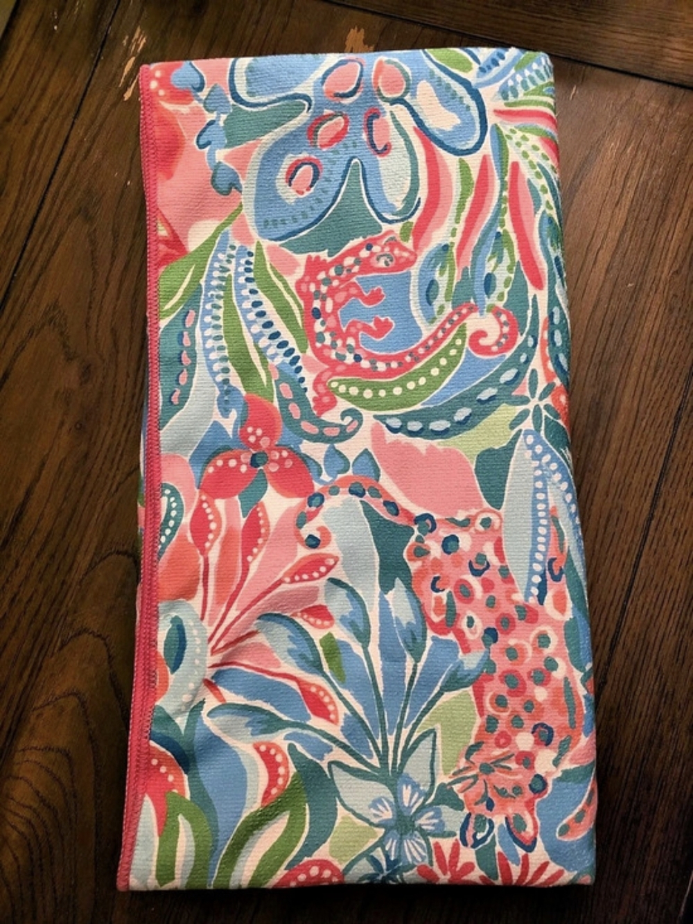 Brand New Lilly Pulitzer Oversized Lounge & Beach Towel!